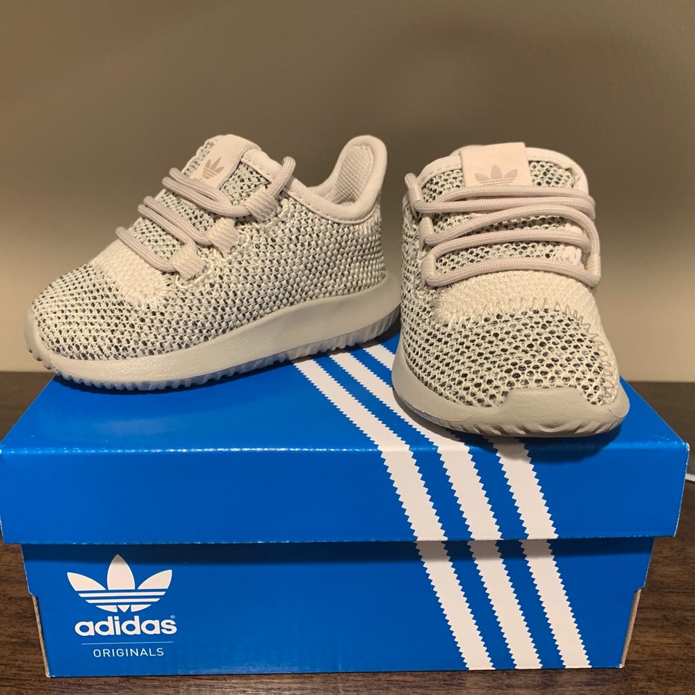 NWT Toddler Adidas Tennis Shoes Sz 4